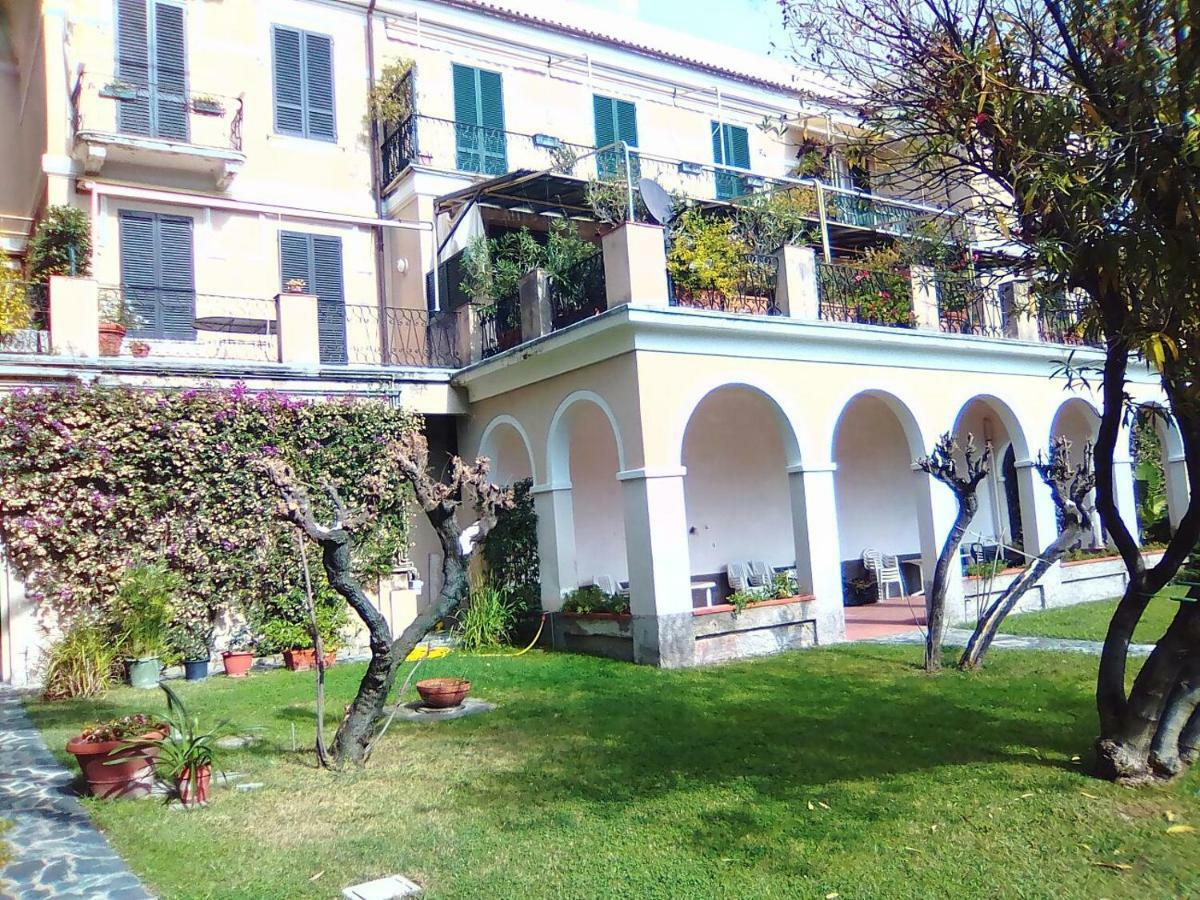 Lorenzo Apartment Levanto Dış mekan fotoğraf